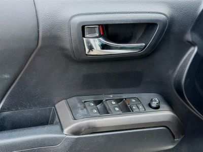 2019 Toyota Tacoma - Photo 22
