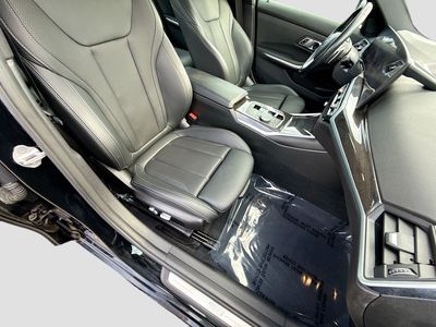 2023 BMW 3 Series - Photo 14