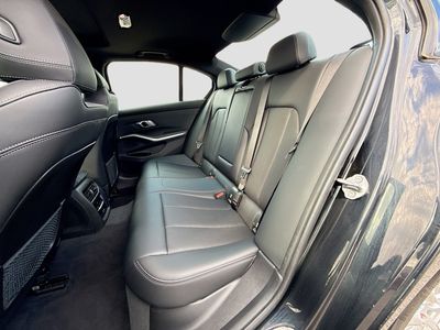 2023 BMW 3 Series - Photo 20