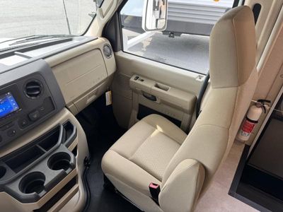 2026 Thor Motor Coach Quantum ESpec Essential - Photo 12