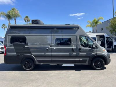 2027 Grand Design LINEAGE SERIES VP — photo 18 view