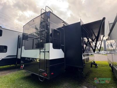 2025 Keystone RV Avalanche — photo 7 view