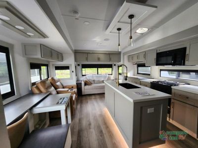2026 Brinkley Model Z - Photo 22