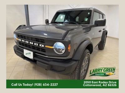 2025 Ford Bronco Big Bend in Gray — front three-quarter view