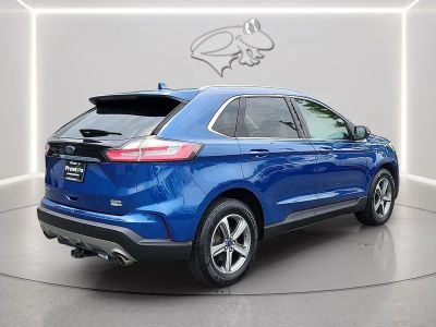 2020 Ford Edge — detail view