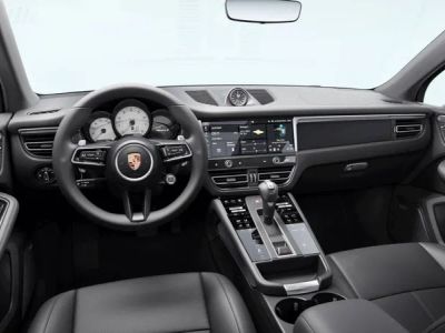 2026 Porsche Macan - Photo 9