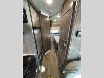 2025 Winnebago Minnie Winnie - Photo 21