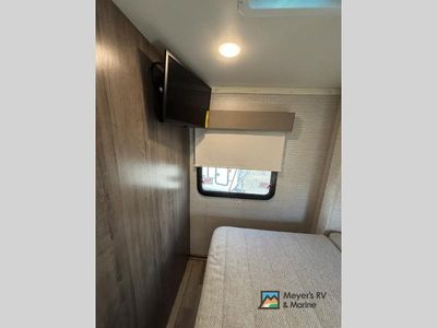 2025 Winnebago Minnie Winnie - Photo 28