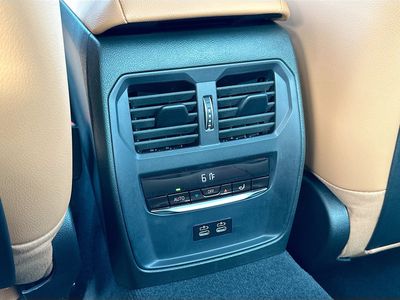 2026 BMW 3 Series — photo 20 view