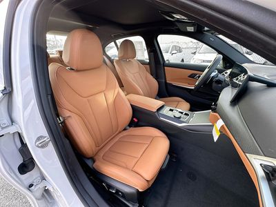 2026 BMW 3 Series — photo 23 view
