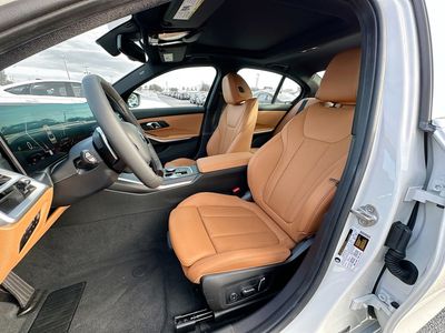 2026 BMW 3 Series — photo 15 view