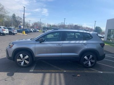 2025 Volkswagen Taos S - Photo 3