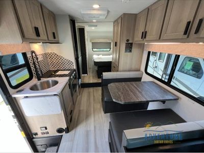 2024 Forest River Sunseeker LE Chevy — photo 8 view
