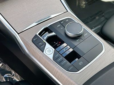 2025 BMW 3 Series - Photo 28