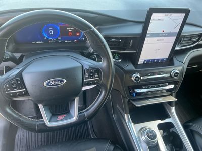 2020 Ford Explorer — photo 14 view