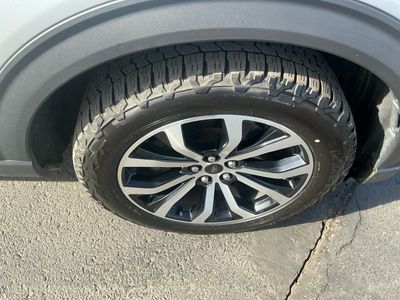 2020 Ford Explorer — photo 22 view