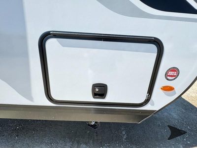 2026 Jayco Jay Feather — photo 18 view