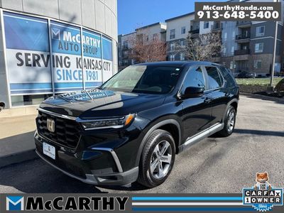2025 Honda Pilot YG1H4SENW — front three-quarter view