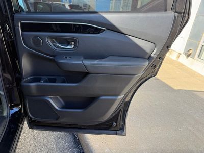 2025 Honda Pilot — photo 41 view