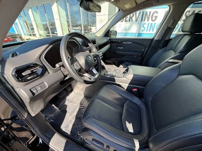 2025 Honda Pilot — photo 14 view