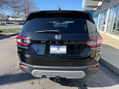 2025 Honda Pilot — photo 12 view