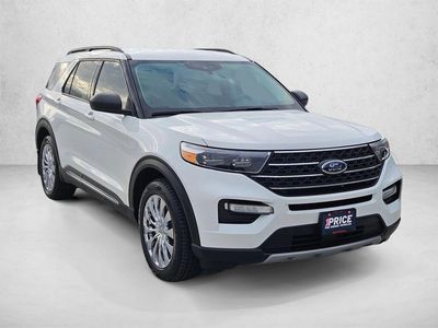 2023 Ford Explorer - Photo 3