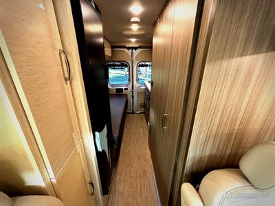 2022 Jayco Swift — photo 13 view