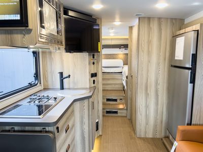 2026 Winnebago VIEW - Photo 6