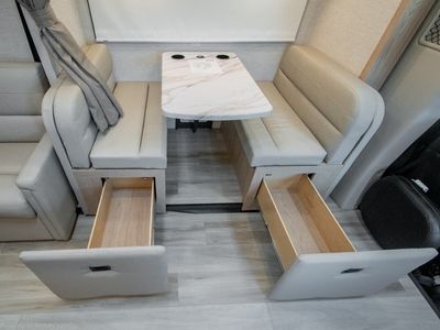 2026 Thor Motor Coach Quantum Sprinter - Photo 10
