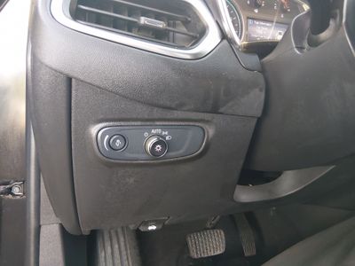 2024 Chevrolet Equinox — photo 13 view
