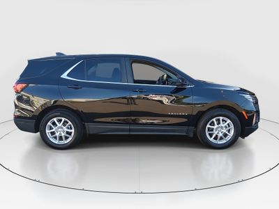 2024 Chevrolet Equinox — photo 8 view