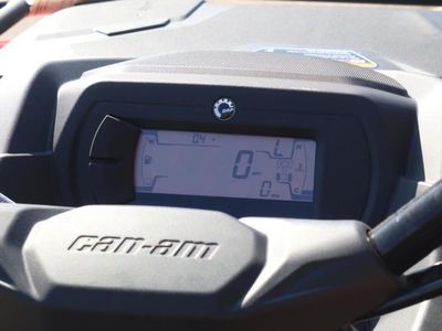2026 Can-Am Outlander DPS 700 — photo 12 view
