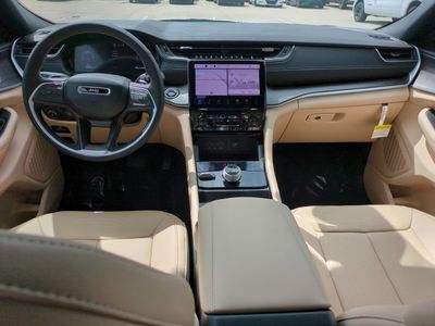 2025 Jeep Grand Cherokee L - Photo 16
