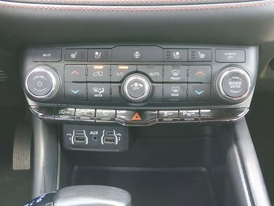 2023 Dodge Durango - Photo 13