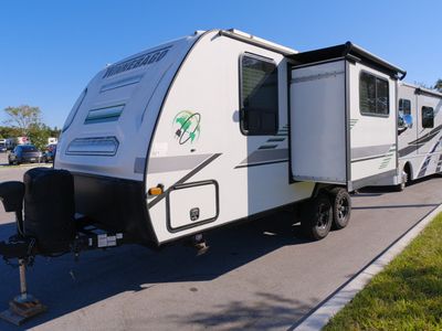 2022 Winnebago Micro Minnie FLX — side profile view
