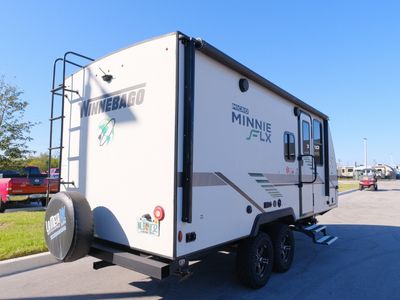 2022 Winnebago Micro Minnie FLX — interior view