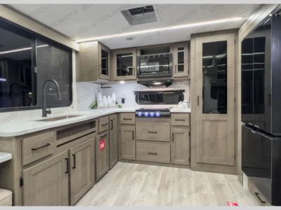 2025 Grand Design Transcend - Photo 4
