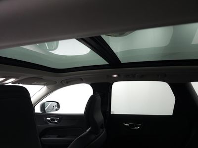 2022 Volvo XC60 - Photo 6