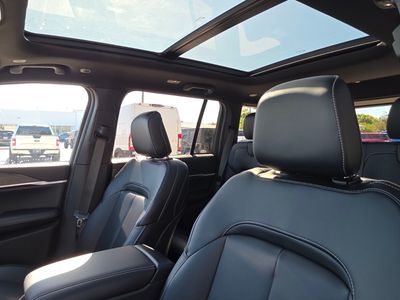2026 Jeep Grand Cherokee — photo 12 view
