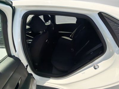 2026 Hyundai ELANTRA — photo 18 view