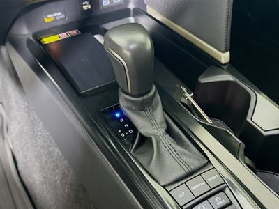 2025 Toyota Camry — photo 21 view