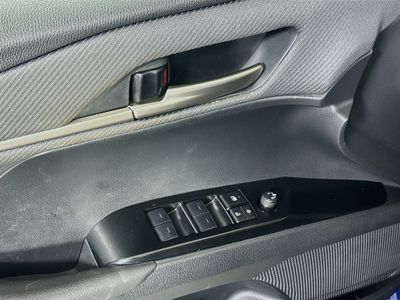2025 Toyota Camry — photo 14 view