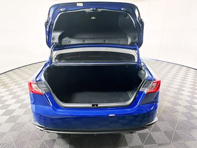 2025 Toyota Camry — photo 31 view