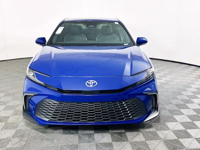2025 Toyota Camry — photo 8 view