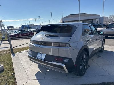 2026 Hyundai IONIQ 5 - Photo 8