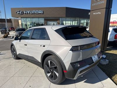 2026 Hyundai IONIQ 5 - Photo 6