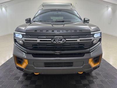 2025 Ford Expedition Tremor SUV V6 - Photo 2