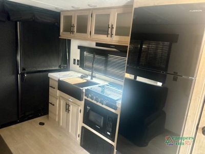 2026 Forest River RV Cherokee Grey Wolf - Photo 9
