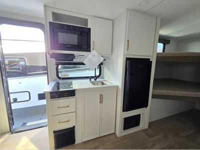 2026 Grand Design Transcend One - Photo 9