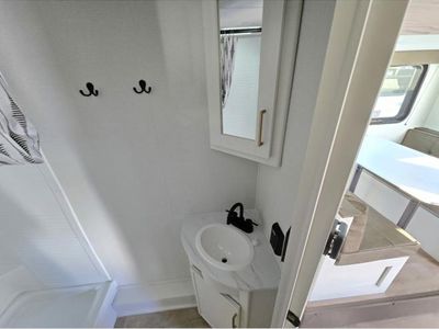 2026 Grand Design Transcend One - Photo 11